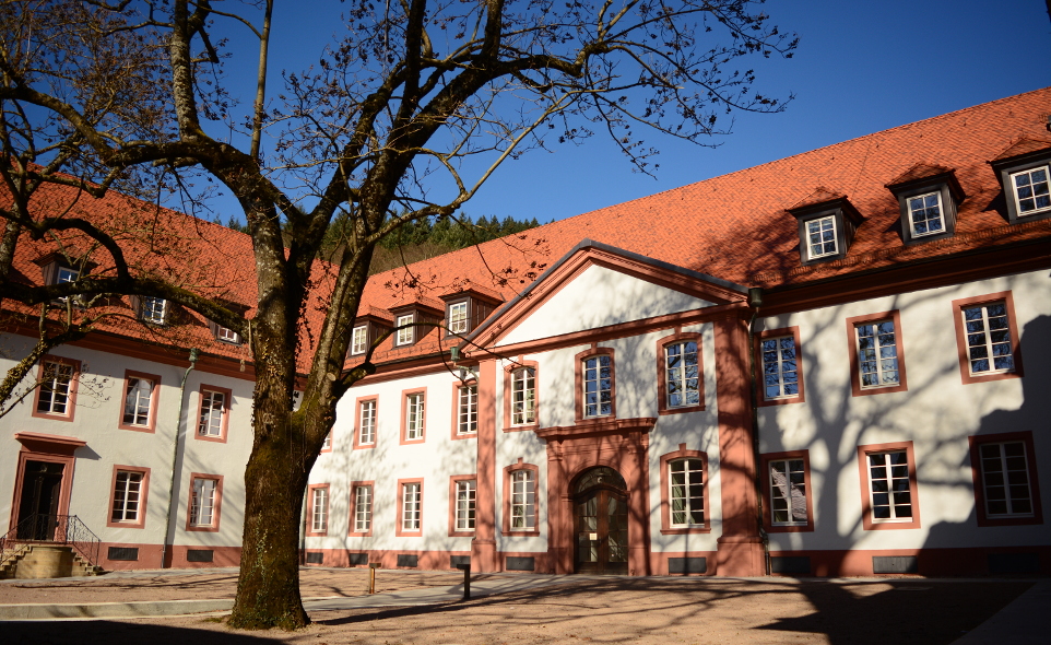 Schüler im Klassenraum